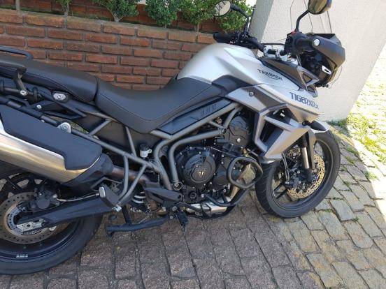 TRIUMPH TIGER 800 XRX 